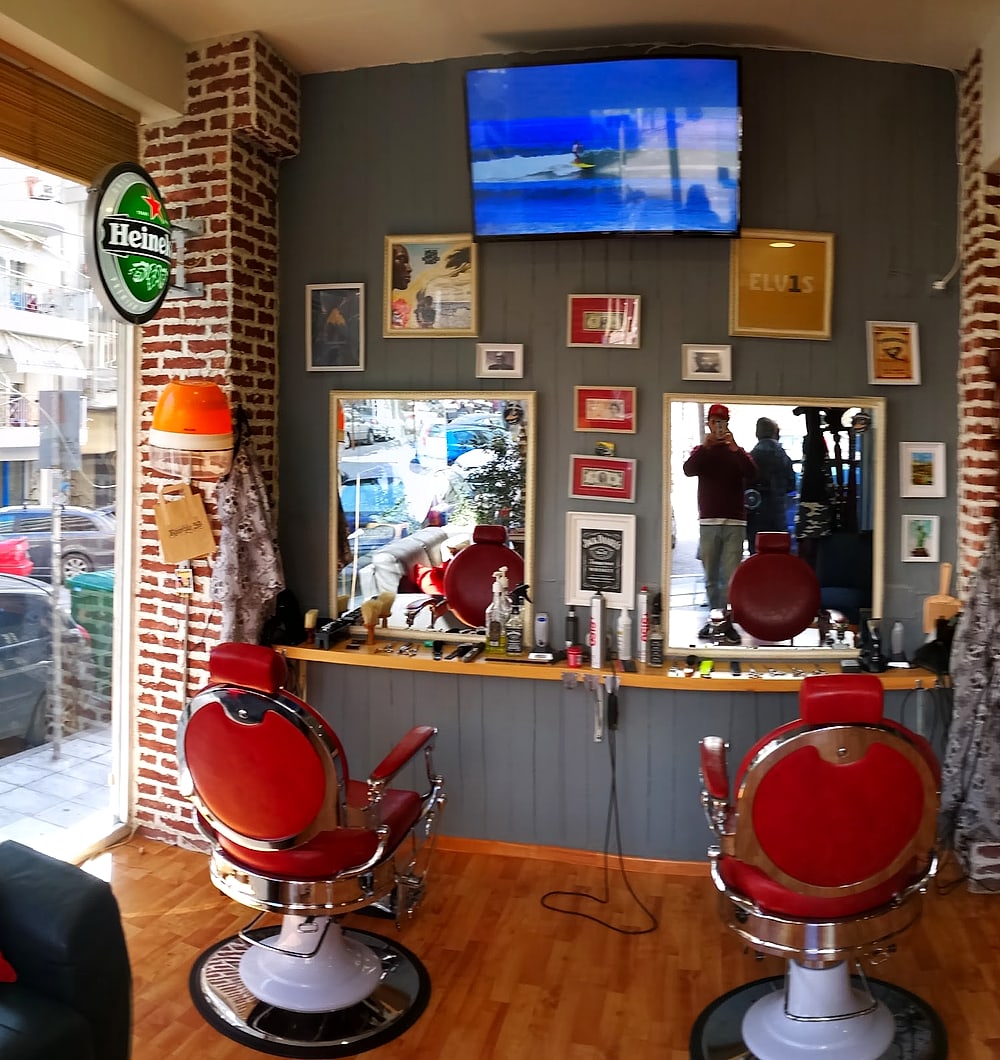 Κούρεμα με σβήσιμο και styled στυλ στο The Barber Club, Θεσσαλονίκη